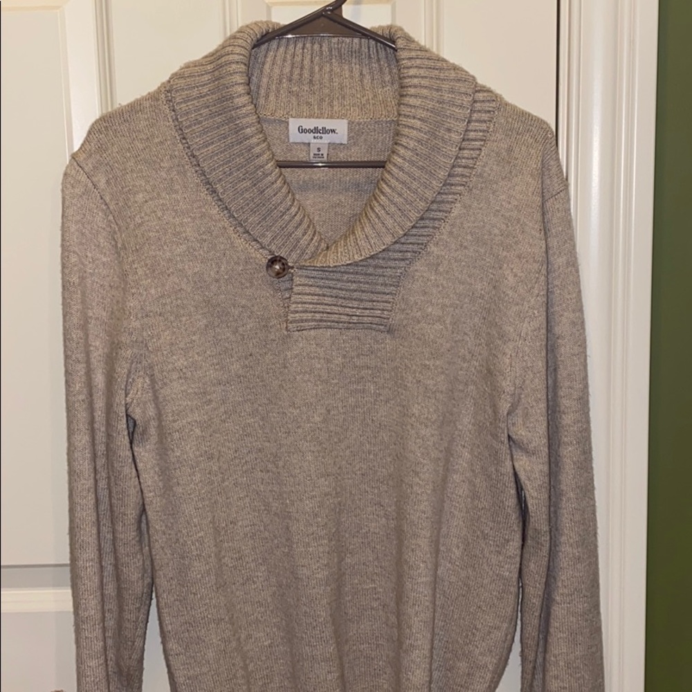 Cream Colored Cardigan Collared long sleeve